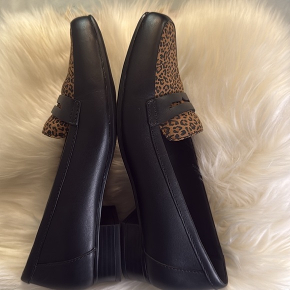 Like New Clarks Juliet Coast Black Leopard Leather Slip On Penny Loafer Women's - Picture 7 of 10